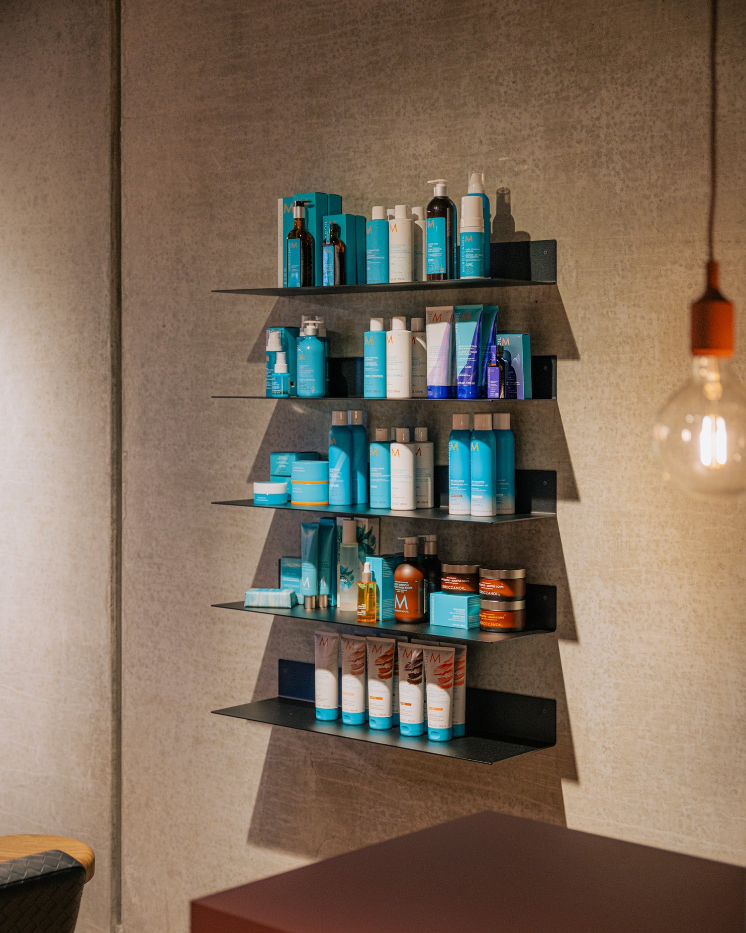 Slim Black - 76cm aluminum shelf in black powder coating